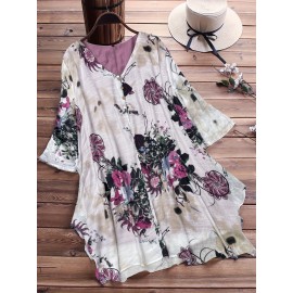 Plus Size - Plus Size, Women'S Plus Size V-Neck Floral Print Blouse - Casual Loose Fit, Asymmetrical Hem, Lightweight Non-Stretch Fabric, Spring Fashion Top with Butterfly & Floral Design, Ladies Blouses, Vneck Blouse, Printed Blouse, Gentle Loungewear, Soft Texture, Worn with Office Lounge, Ideal Women Gift, Top Tees, Work Wardrobe, Made from Solid Machine Washable High Soft Fabric Casually Sweptforward Design